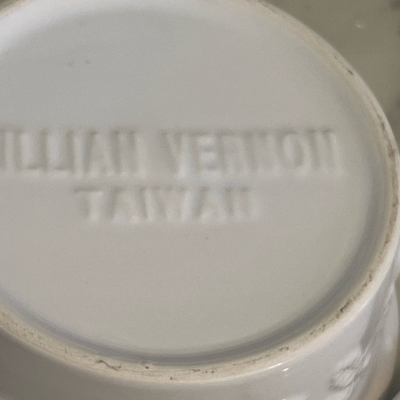 Lilian Vernon sugar Bowl - Picture 7 of 9